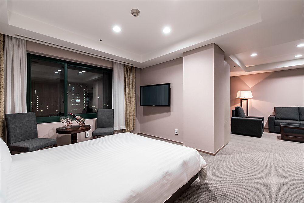 New Hilltop Hotel Seoul Eksteriør billede