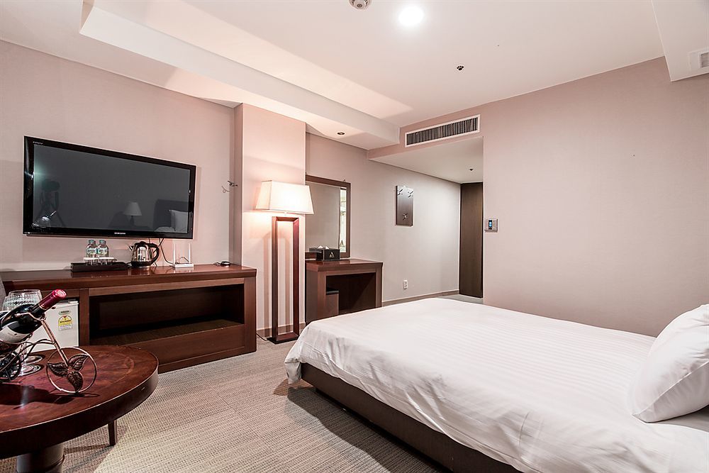 New Hilltop Hotel Seoul Eksteriør billede