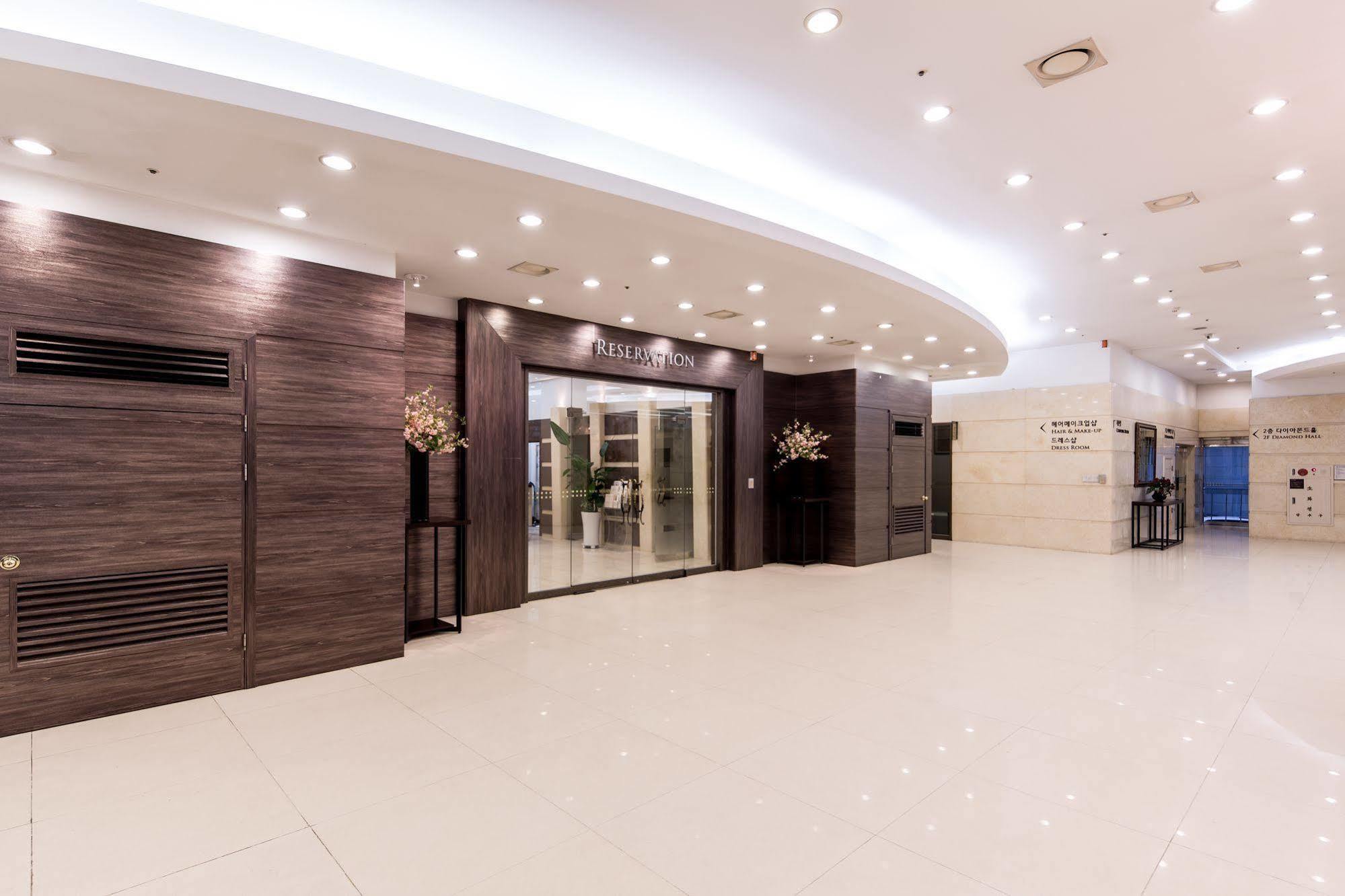 New Hilltop Hotel Seoul Eksteriør billede