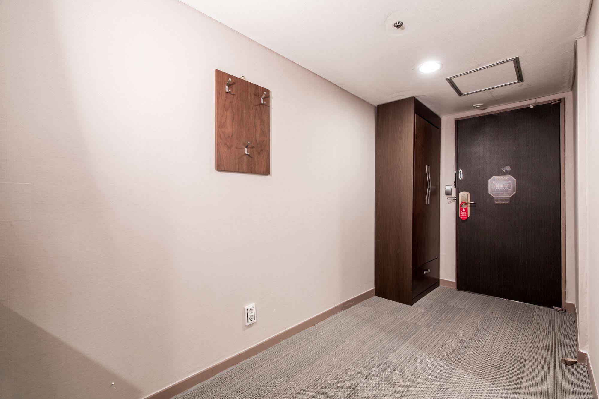 New Hilltop Hotel Seoul Eksteriør billede