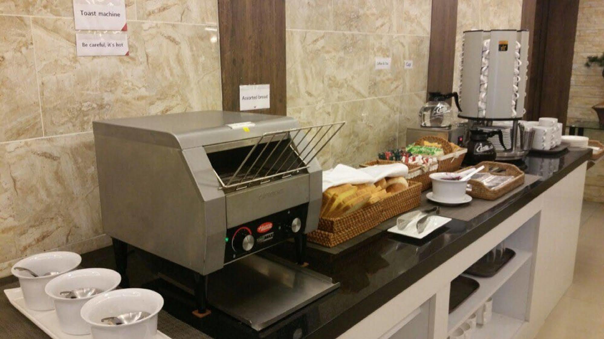 New Hilltop Hotel Seoul Eksteriør billede